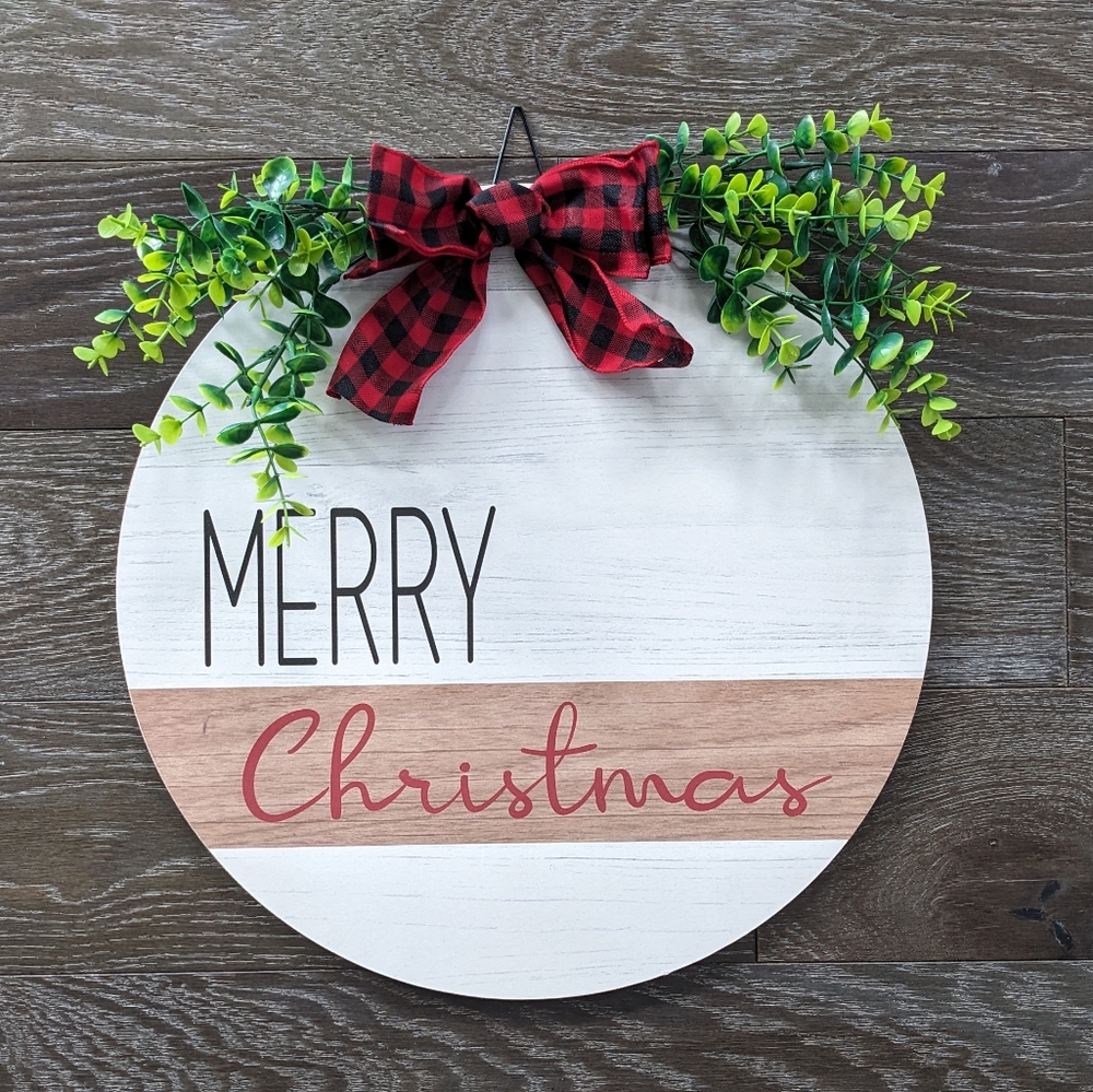 Merry Christmas Circular Wooden Decoration